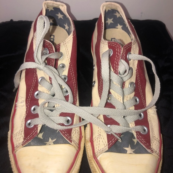 American Flag Distressed Off White Converse - Picture 2 of 4